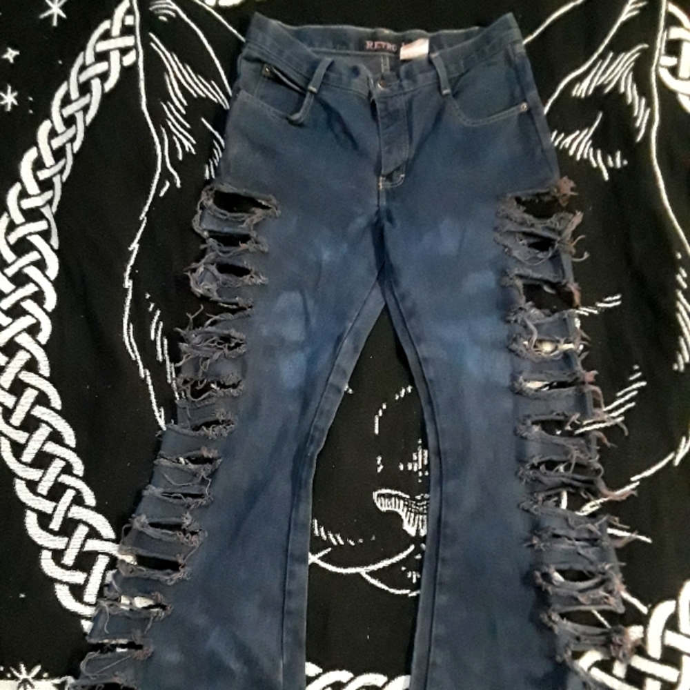 Vintage shredded jeans
